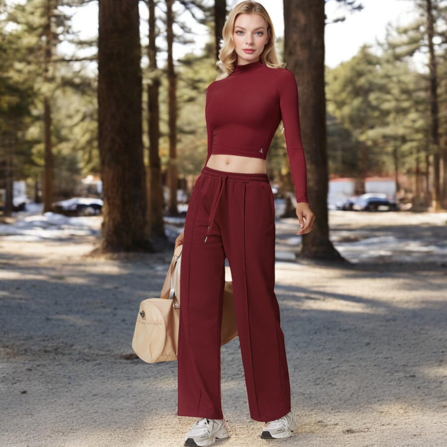 Long Sleeve Mock Neck Cropped Activewear Top