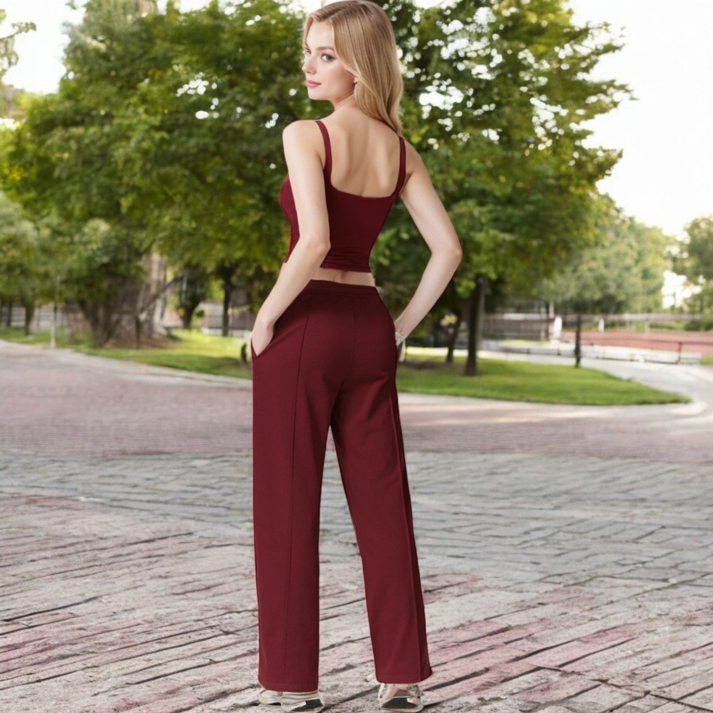 Square Neck Sleeveless Tank Top with Stretch Fit