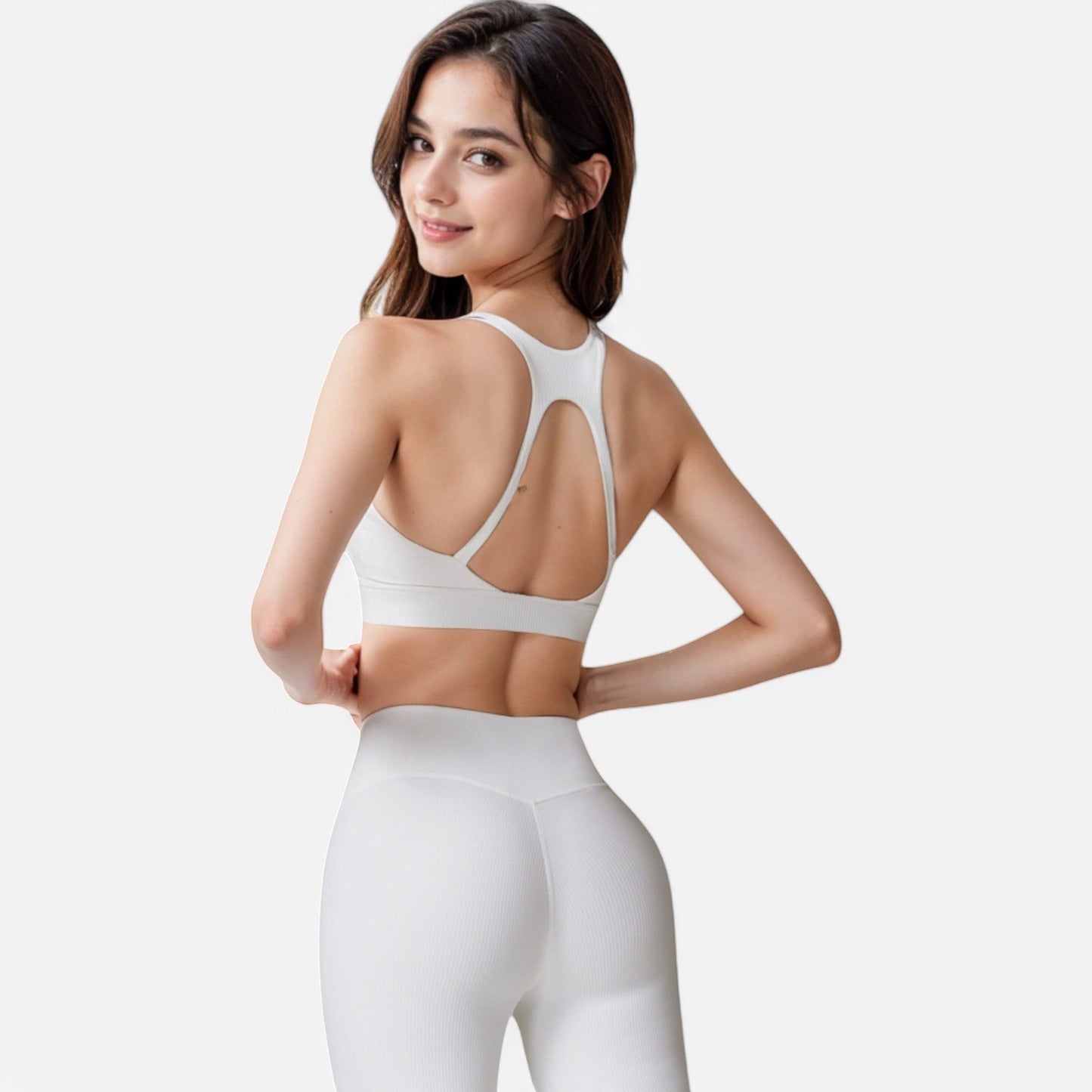 Active Women's Seamless Ribbed Sports Bra with Scoop Neck and Wide Straps