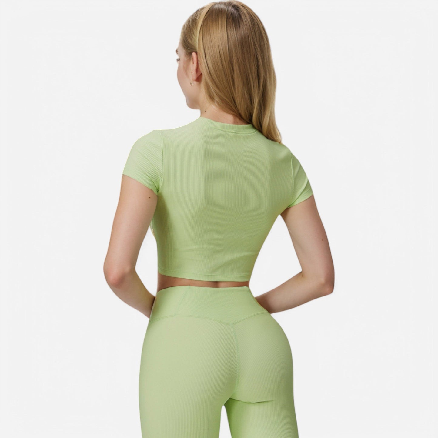 Active Women's Short Sleeve Ribbed Crop Top with Crew Neck and Stretch Fabric