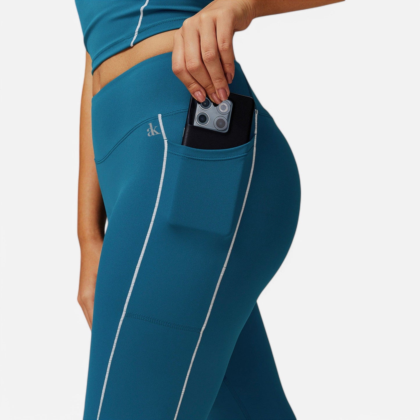 Active Women's High Waist Seam Detail Leggings with Contoured Fit and Stretch Fabric