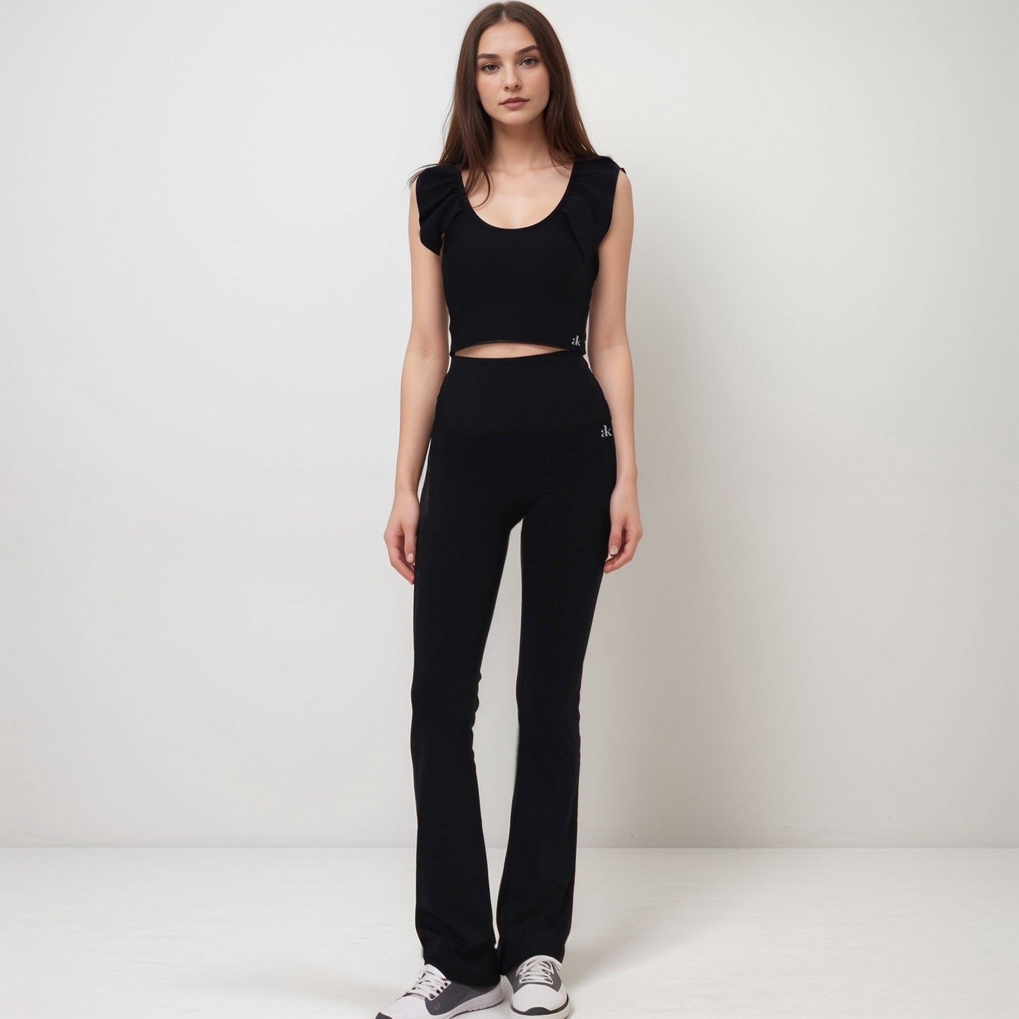 Active Women's Ribbed Scoop Neck Crop Top with Flutter Shoulder Details and Seamless Fitted Design