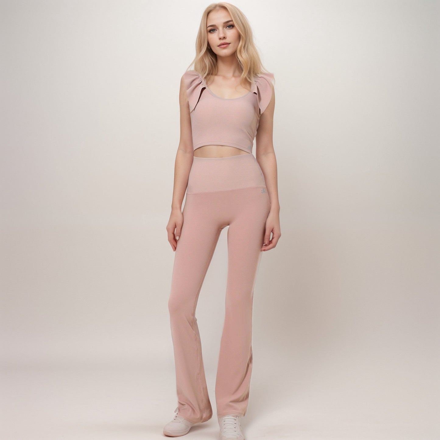 Active Women's Ribbed Scoop Neck Crop Top with Flutter Shoulder Details and Seamless Fitted Design