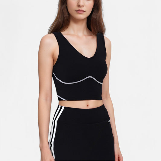Active Women's Seamless V-Neck Crop Top with Contour Stitching and Contrast Piping Detail