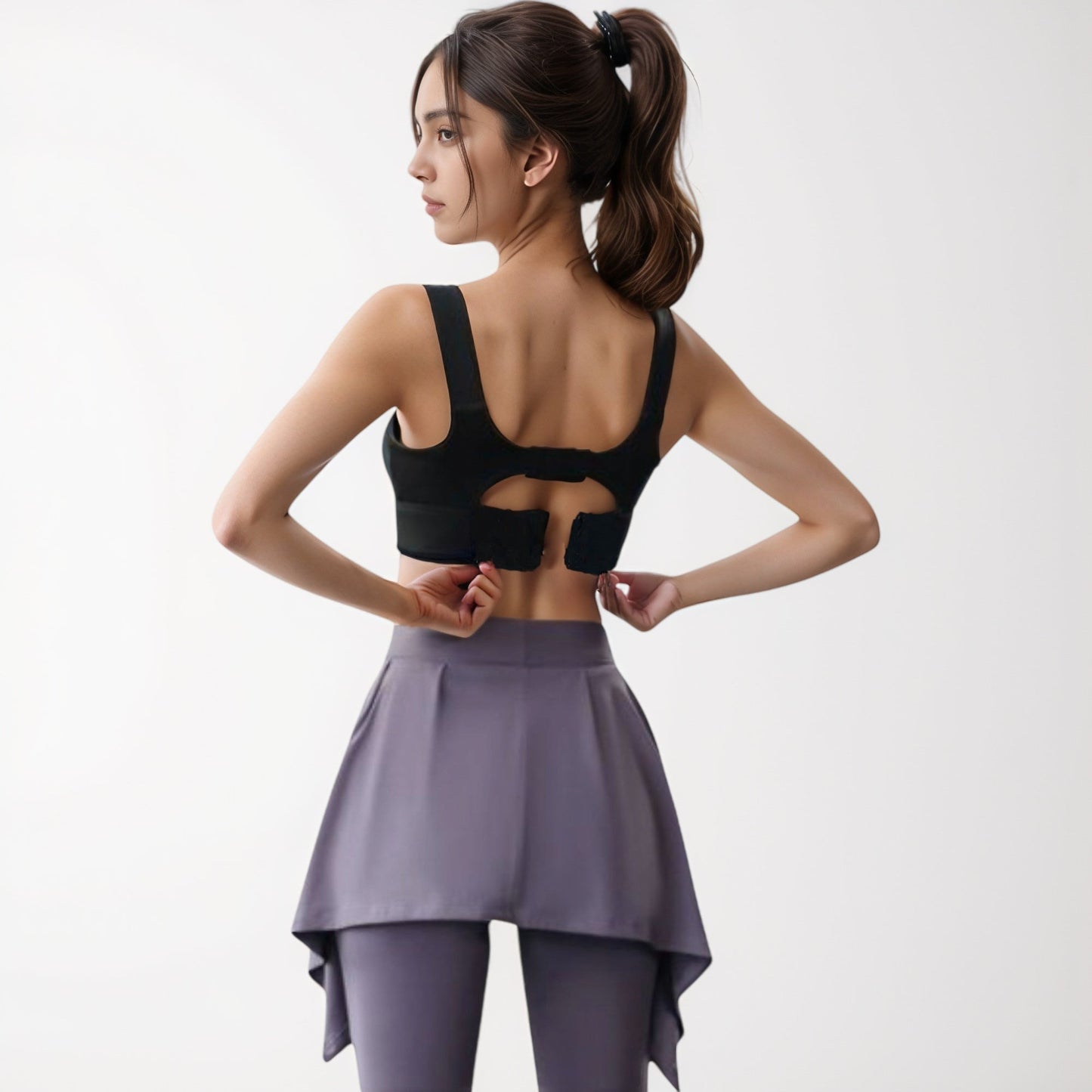 Adjustable Hook Back Sports Bra with Wide Shoulder Straps and Scoop Neck Front Design