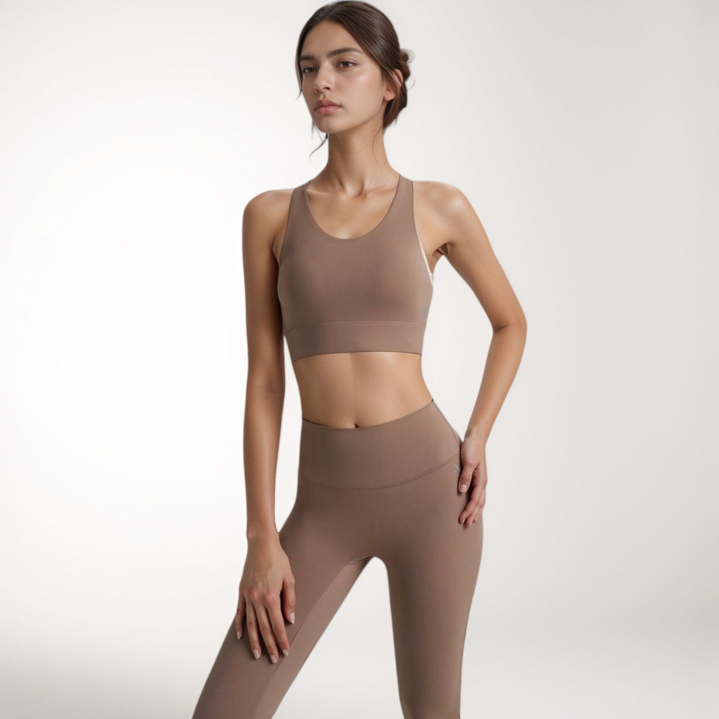Scoop Neck Sports Bra with Wide Shoulder Straps and Elastic Band for Medium Support