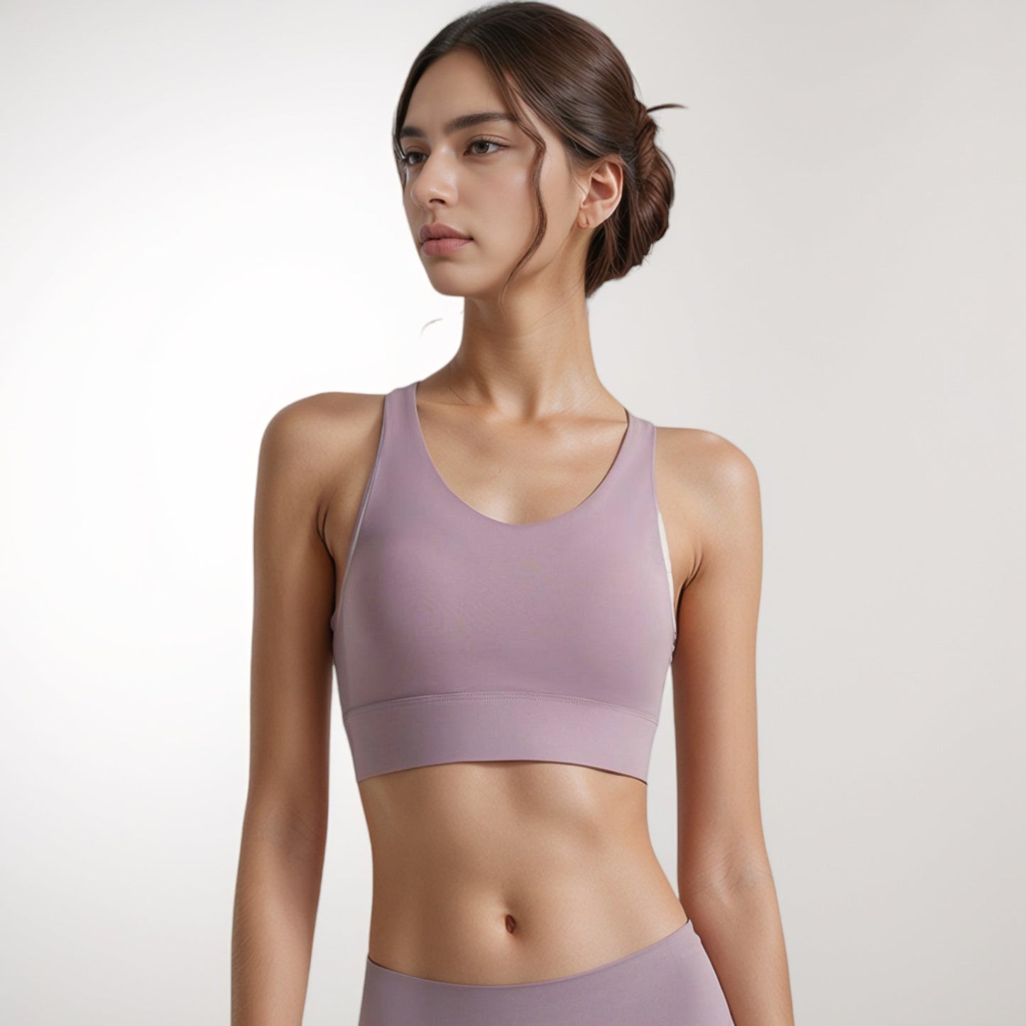 Scoop Neck Sports Bra with Wide Shoulder Straps and Elastic Band for Medium Support