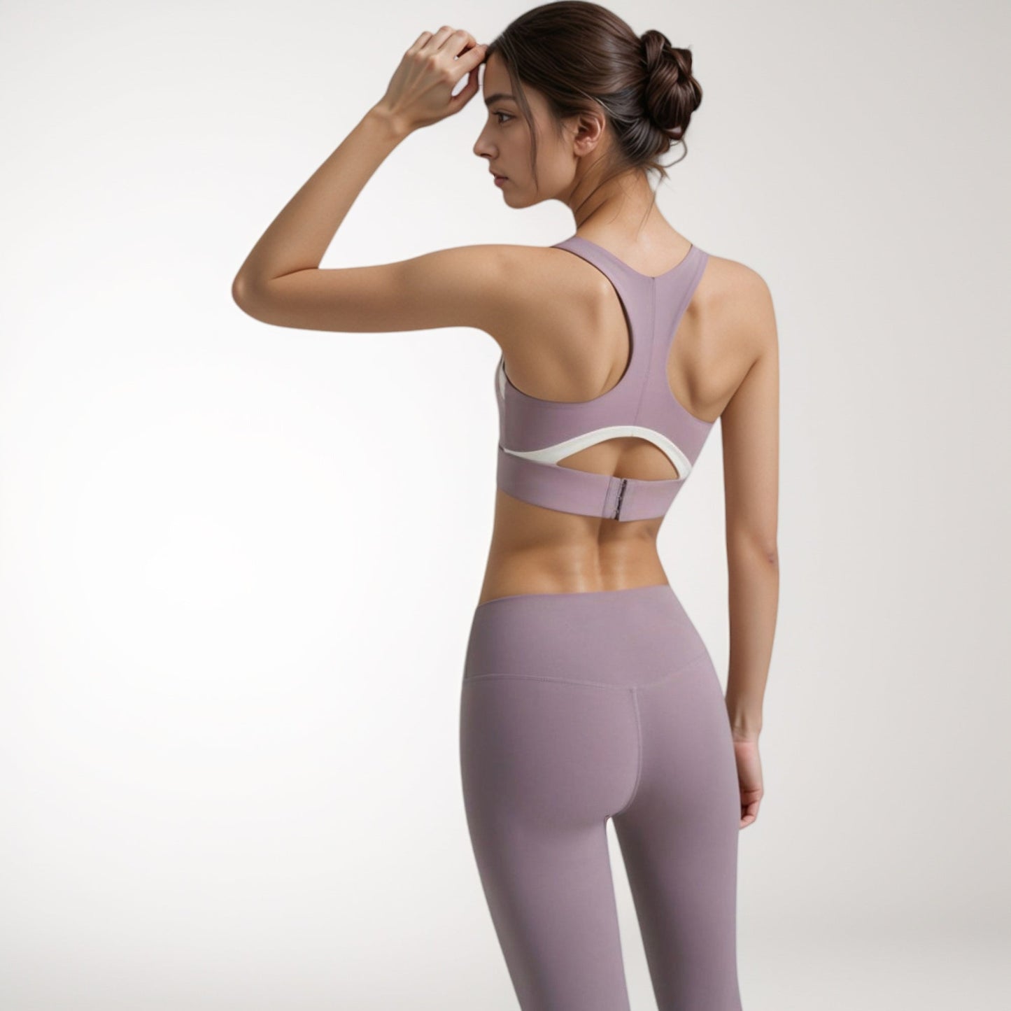 Scoop Neck Sports Bra with Wide Shoulder Straps and Elastic Band for Medium Support