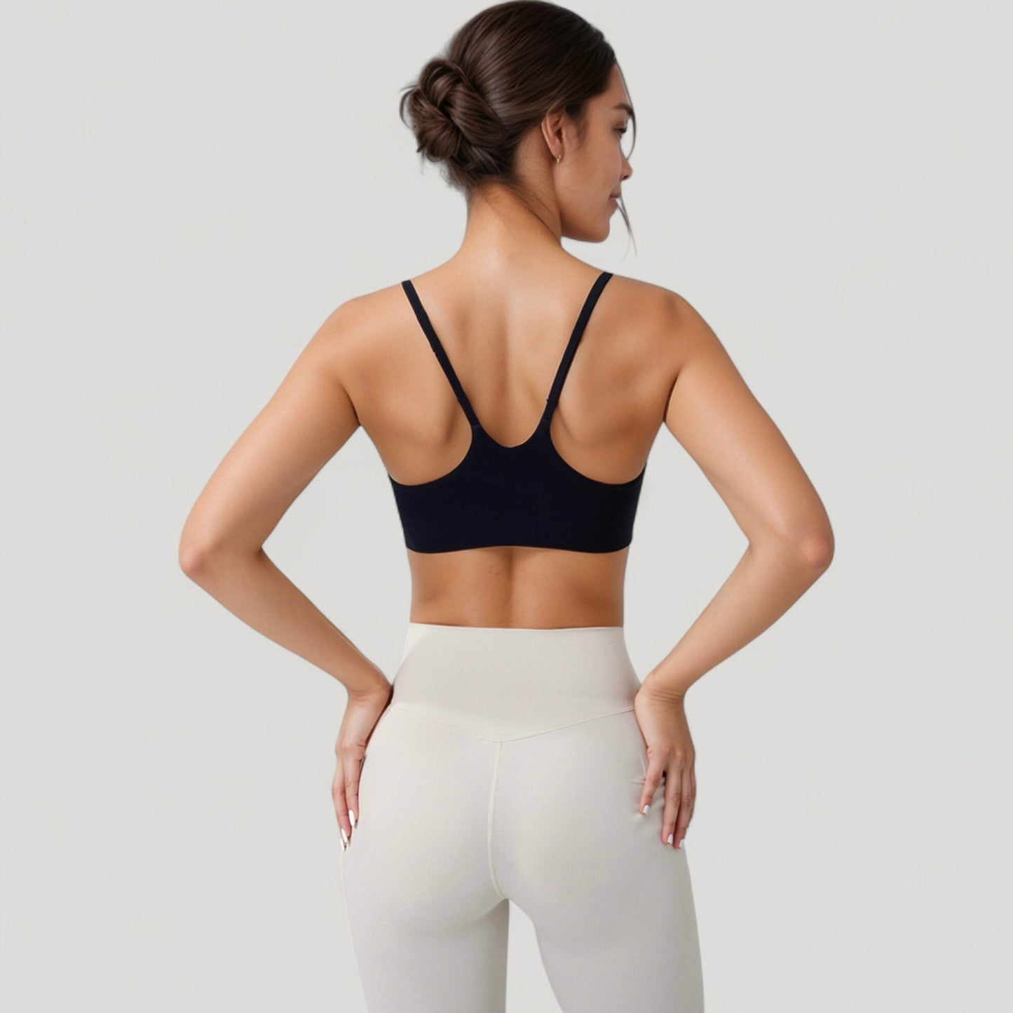 Seamless Scoop Neck Sports Bra with Thin Adjustable Straps and Soft Stretch Fabric