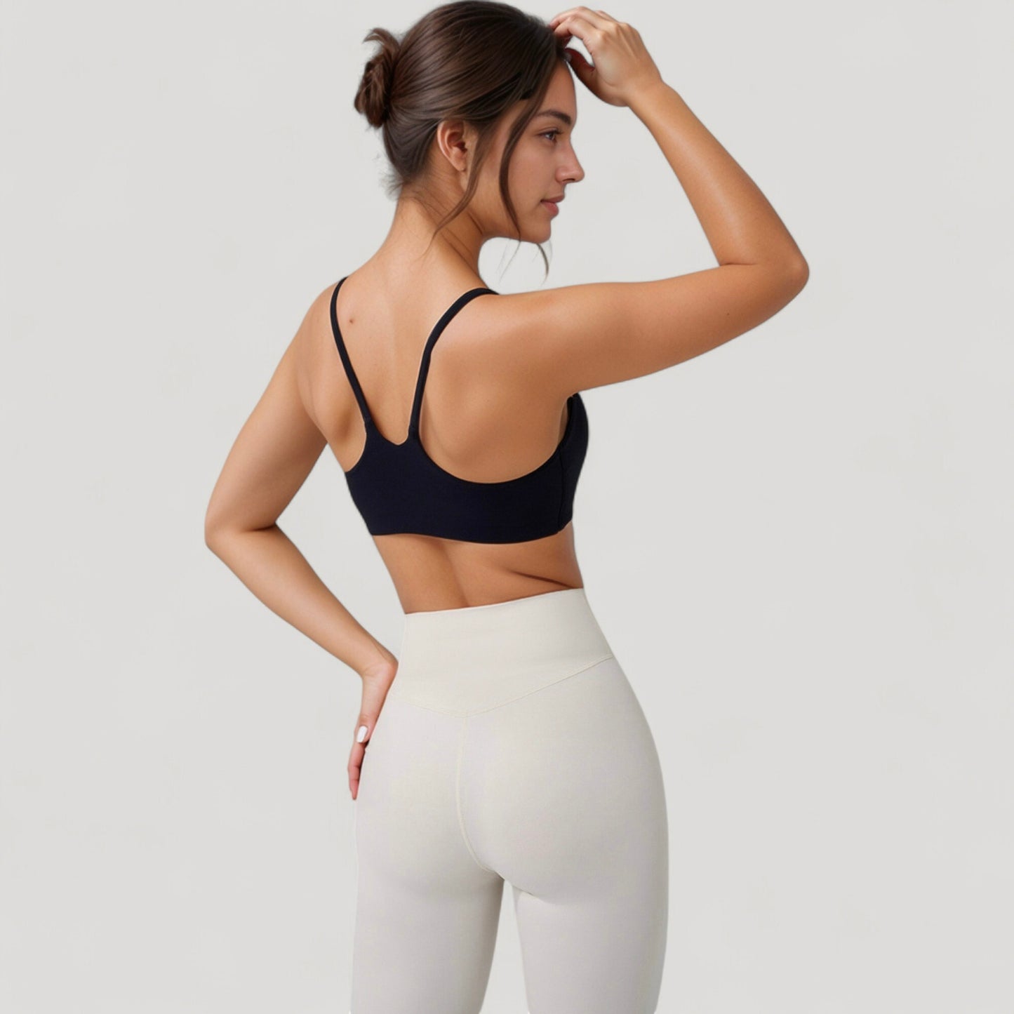 Seamless Scoop Neck Sports Bra with Thin Adjustable Straps and Soft Stretch Fabric