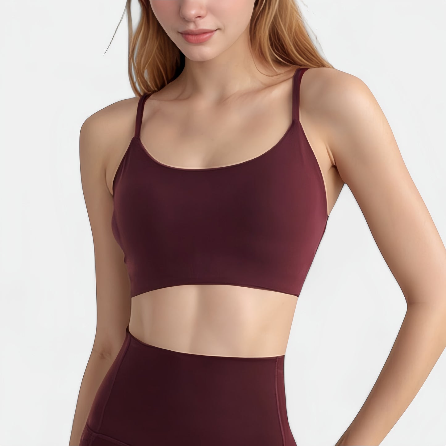 Seamless Scoop Neck Sports Bra with Thin Adjustable Straps and Soft Stretch Fabric