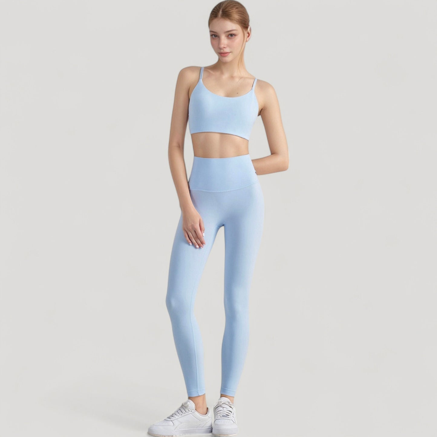 Seamless Scoop Neck Sports Bra with Thin Adjustable Straps and Soft Stretch Fabric