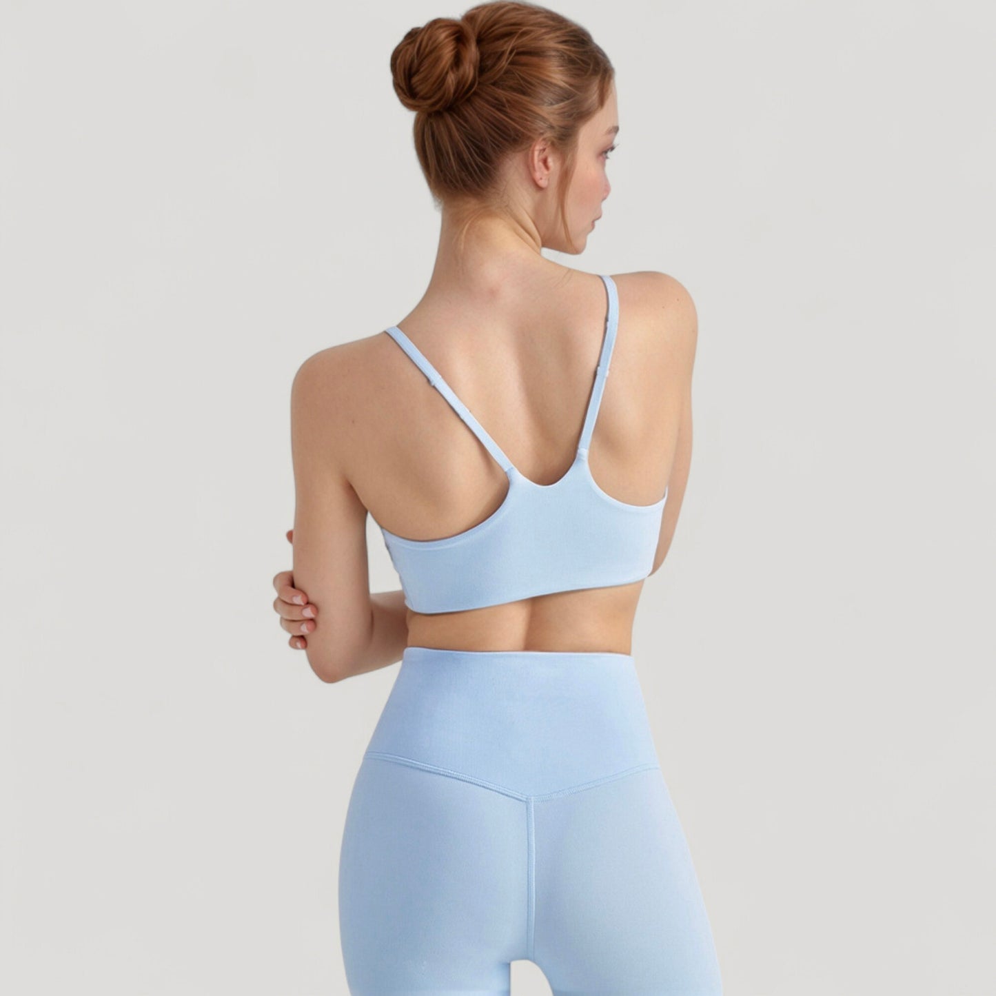 Seamless Scoop Neck Sports Bra with Thin Adjustable Straps and Soft Stretch Fabric