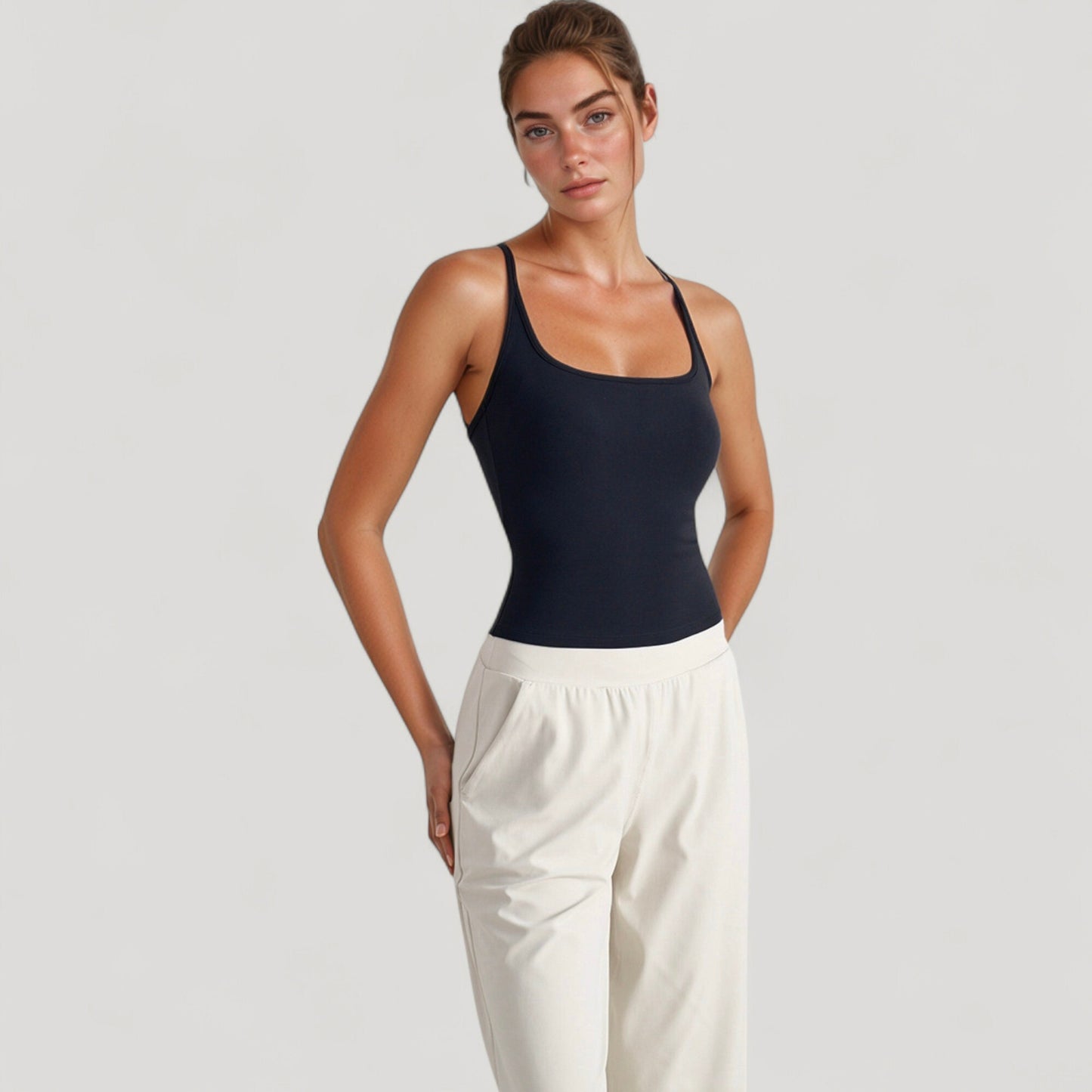 Fitted Square Neck Tank Top with Built-In Bra and Racerback Design for Active and Casual Comfort