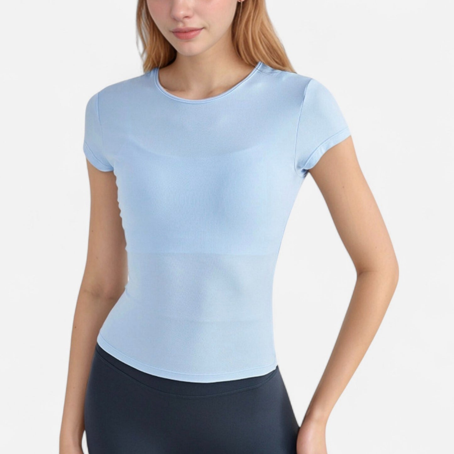 Short Sleeve Fitted Crew Neck Top with Stretch Fabric for a Sleek and Comfortable Everyday Look