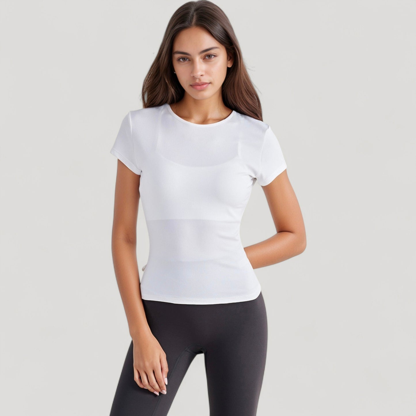 Short Sleeve Fitted Crew Neck Top with Stretch Fabric for a Sleek and Comfortable Everyday Look