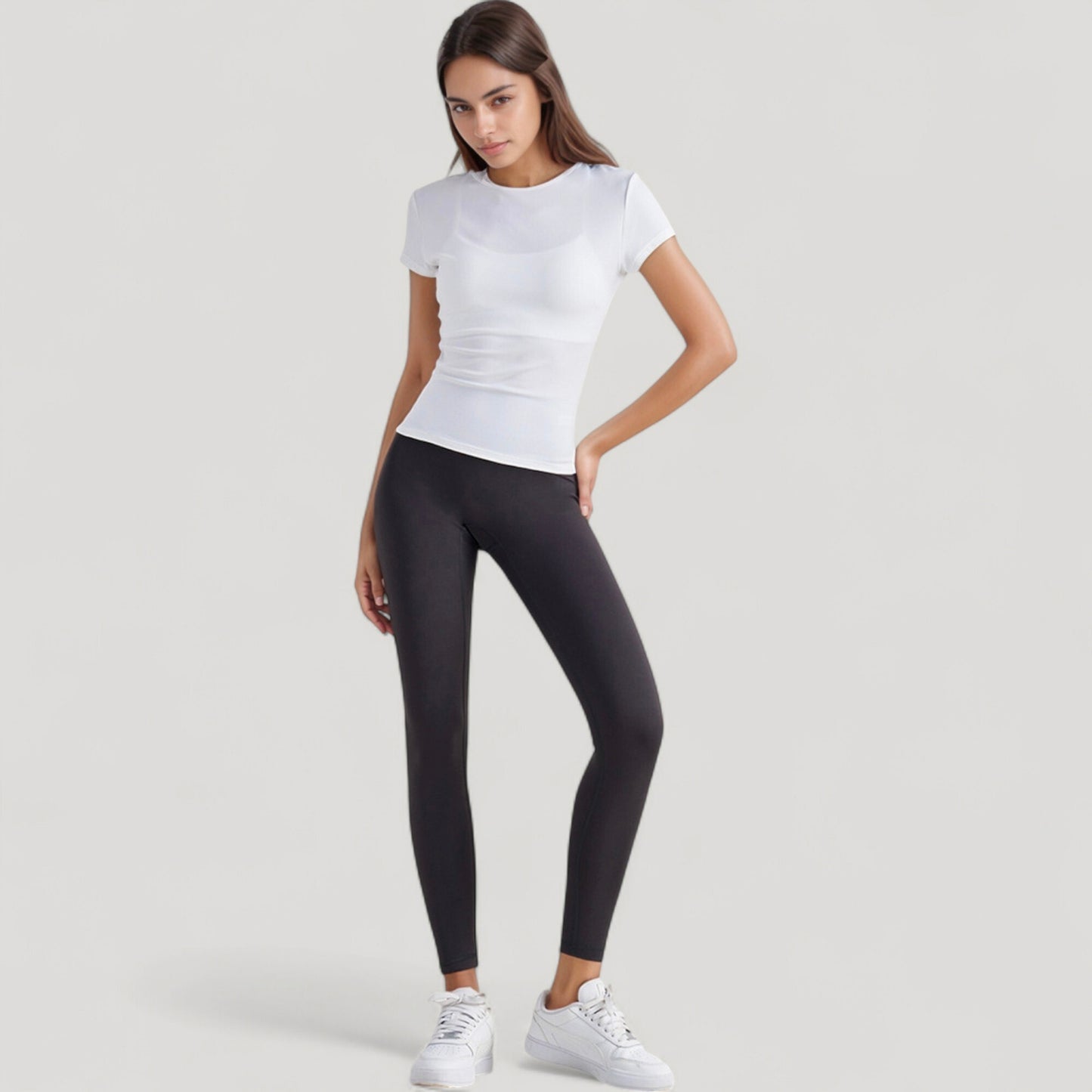 Short Sleeve Fitted Crew Neck Top with Stretch Fabric for a Sleek and Comfortable Everyday Look
