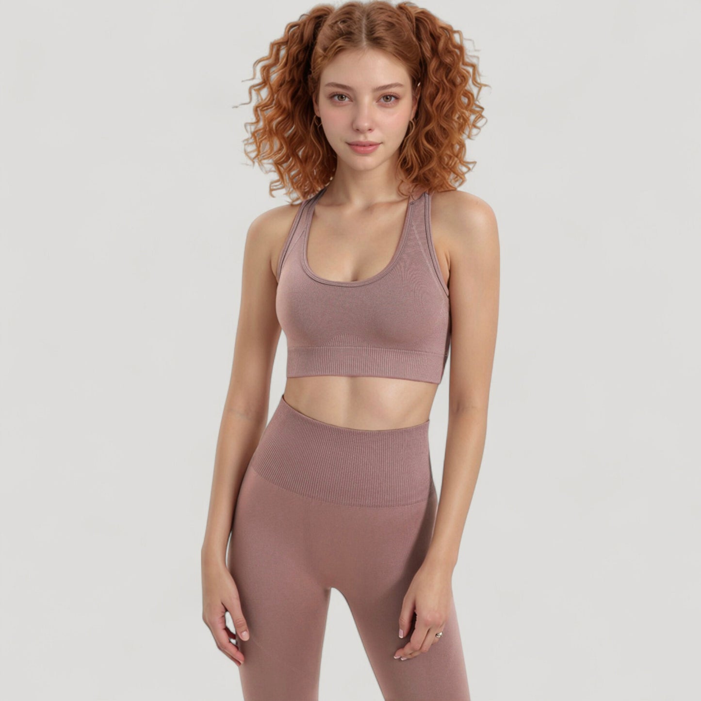 Seamless Racerback Sports Bra with Ribbed Hem and Scoop Neckline for Medium Support