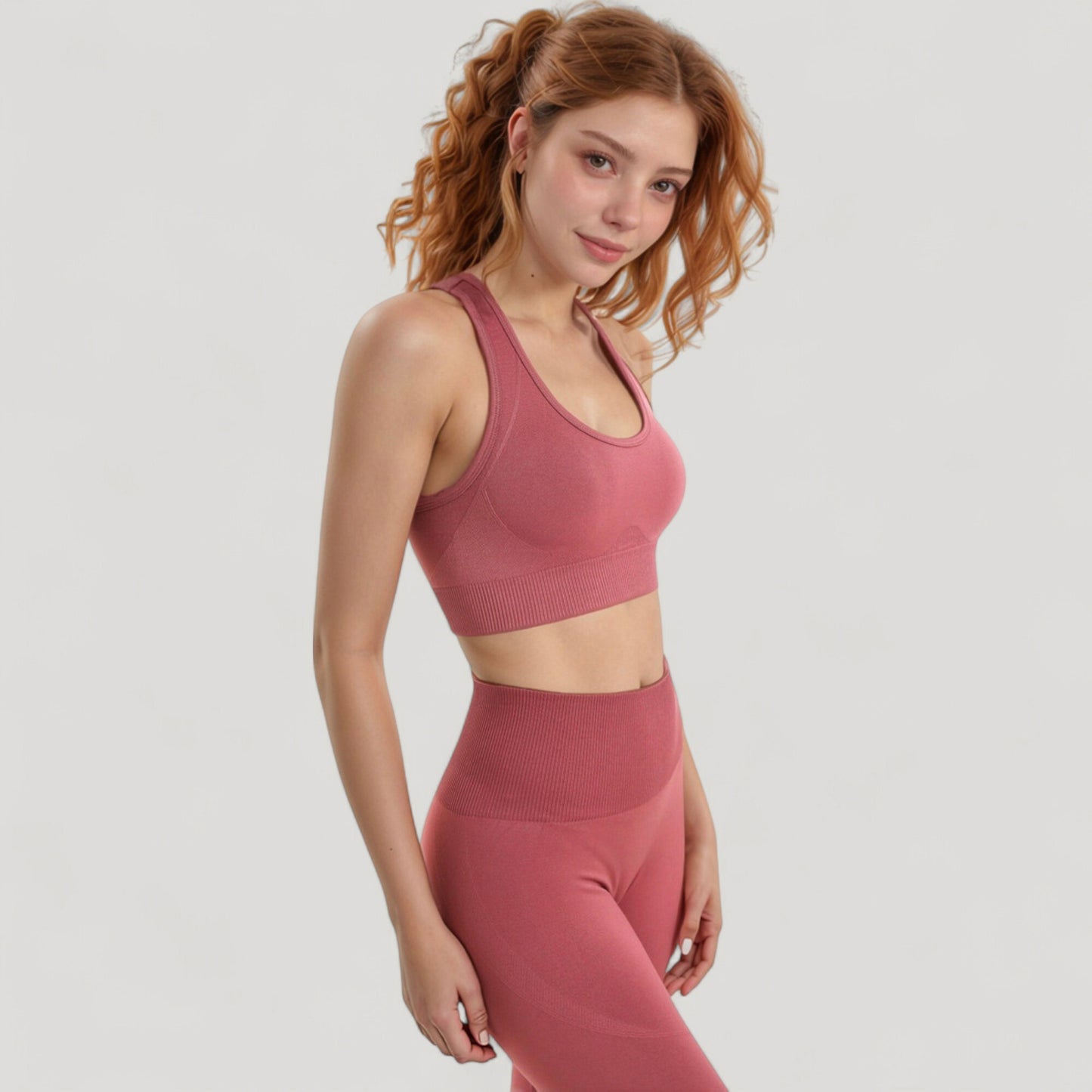 Seamless Racerback Sports Bra with Ribbed Hem and Scoop Neckline for Medium Support