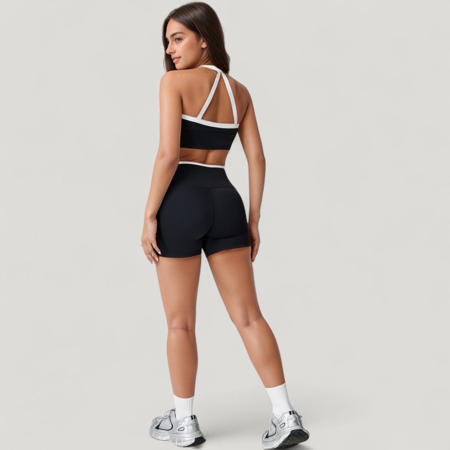 Square Neck Cropped Active Tank with Contrast Trim and Built-In Bra for Light Support
