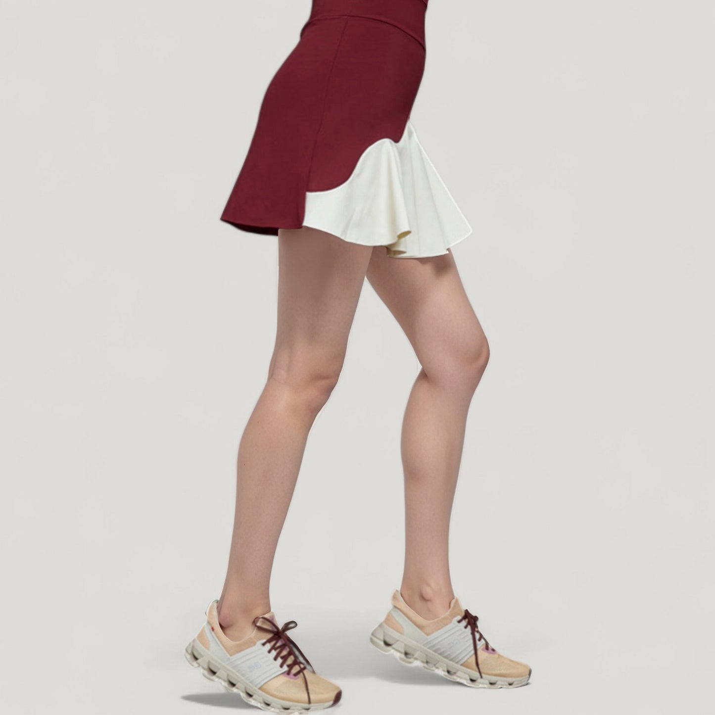 High Waist Colorblock Tennis Skirt with Sculpted Contrast Design and Flared Hem