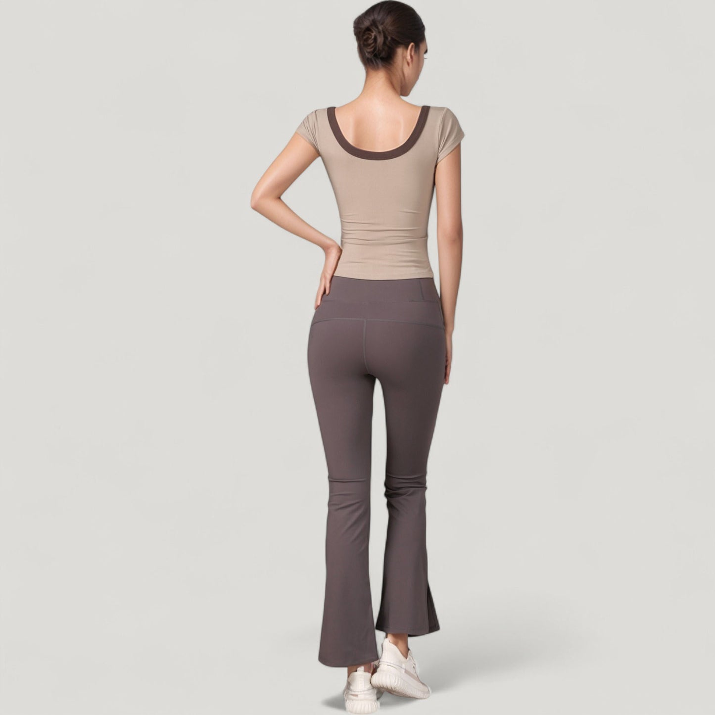 Scoop Neck Contrast Trim Fitted Short Sleeve Active Top