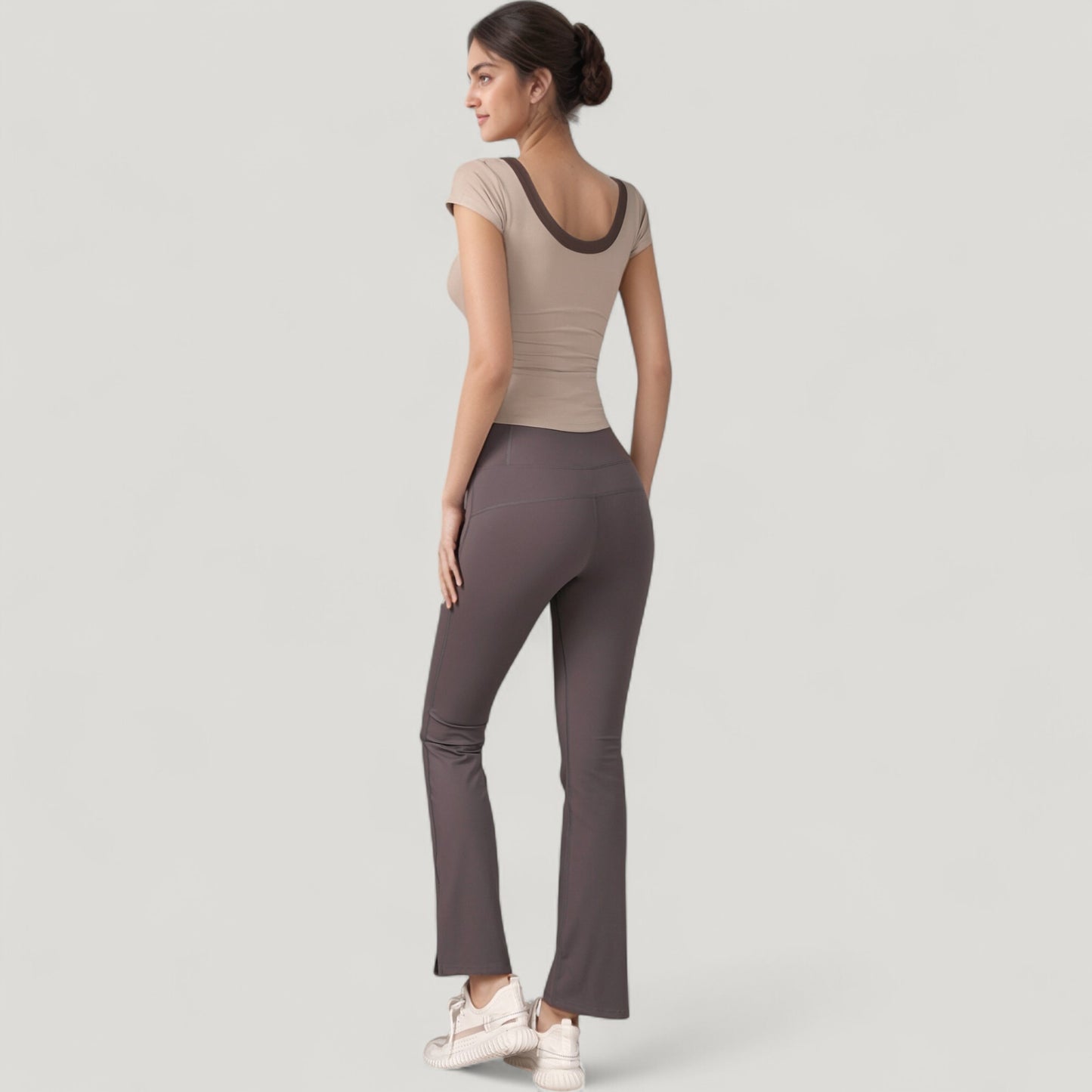 Scoop Neck Contrast Trim Fitted Short Sleeve Active Top