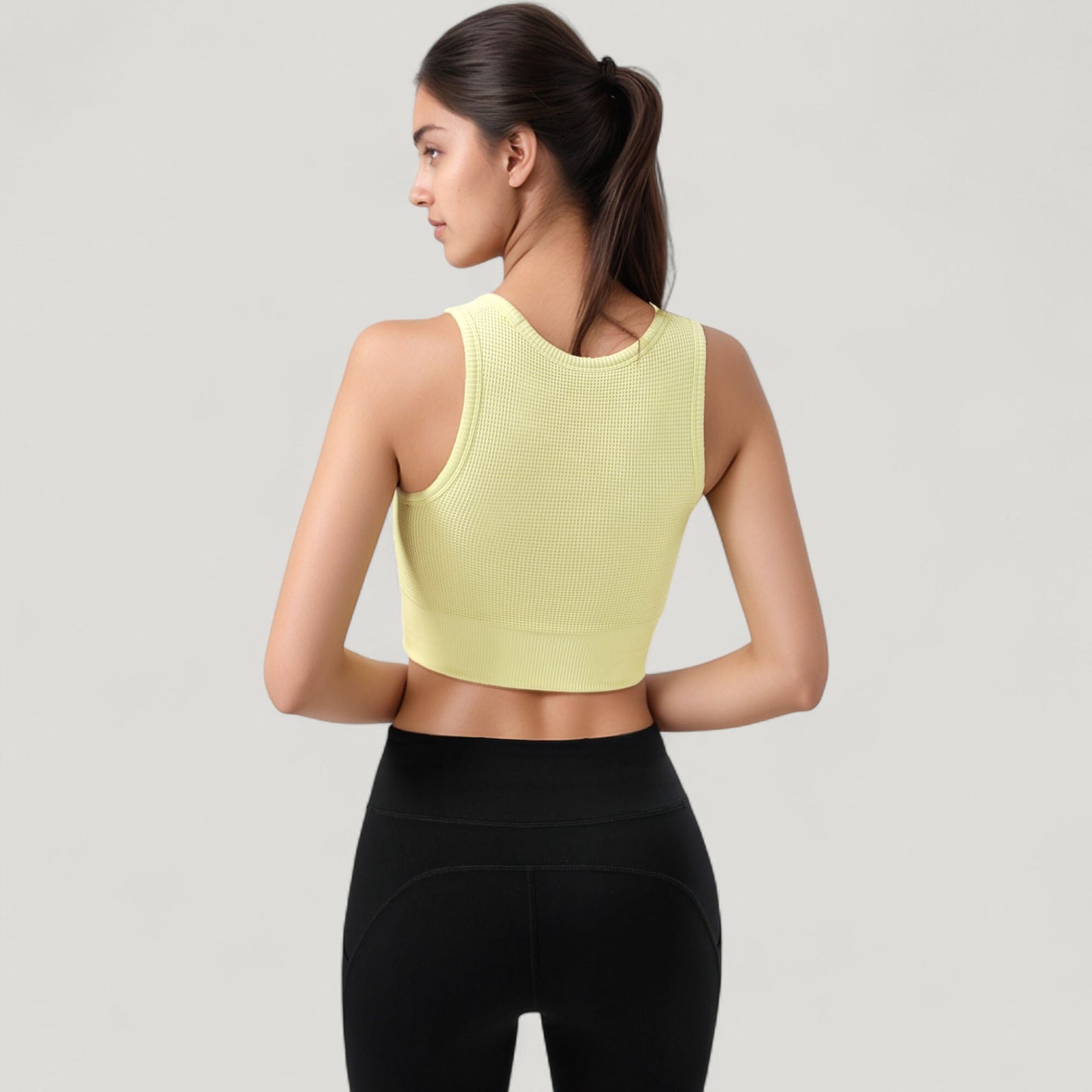 Ribbed Seamless Sports Bra with Scoop Neck and Wide Straps