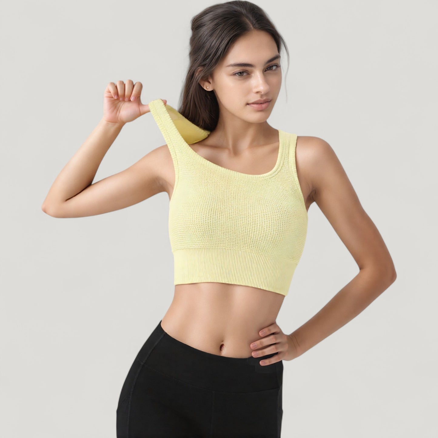 Ribbed Seamless Sports Bra with Scoop Neck and Wide Straps