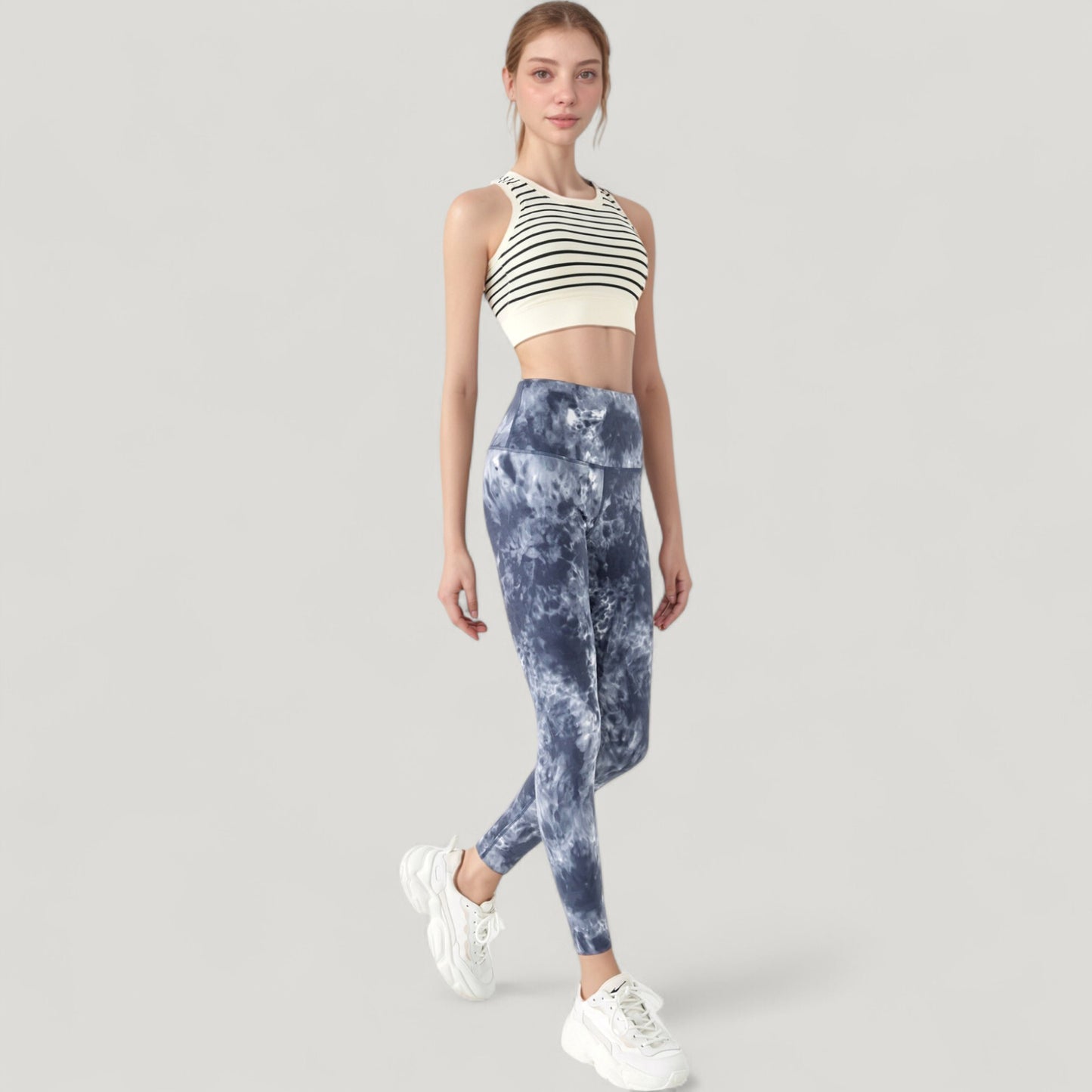 Striped Sleeveless Crop Top with Fitted Hem and Round Neckline