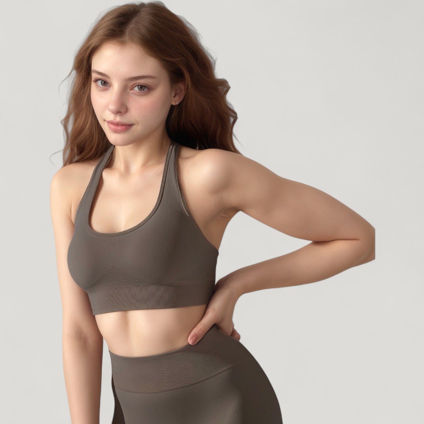 Seamless Halter Neck Athletic Crop Top with Ribbed Detailing
