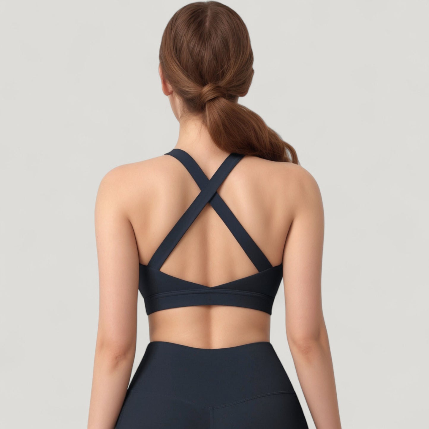 Scoop Neck Seamless Athletic Crop Top with Wide Shoulder Straps