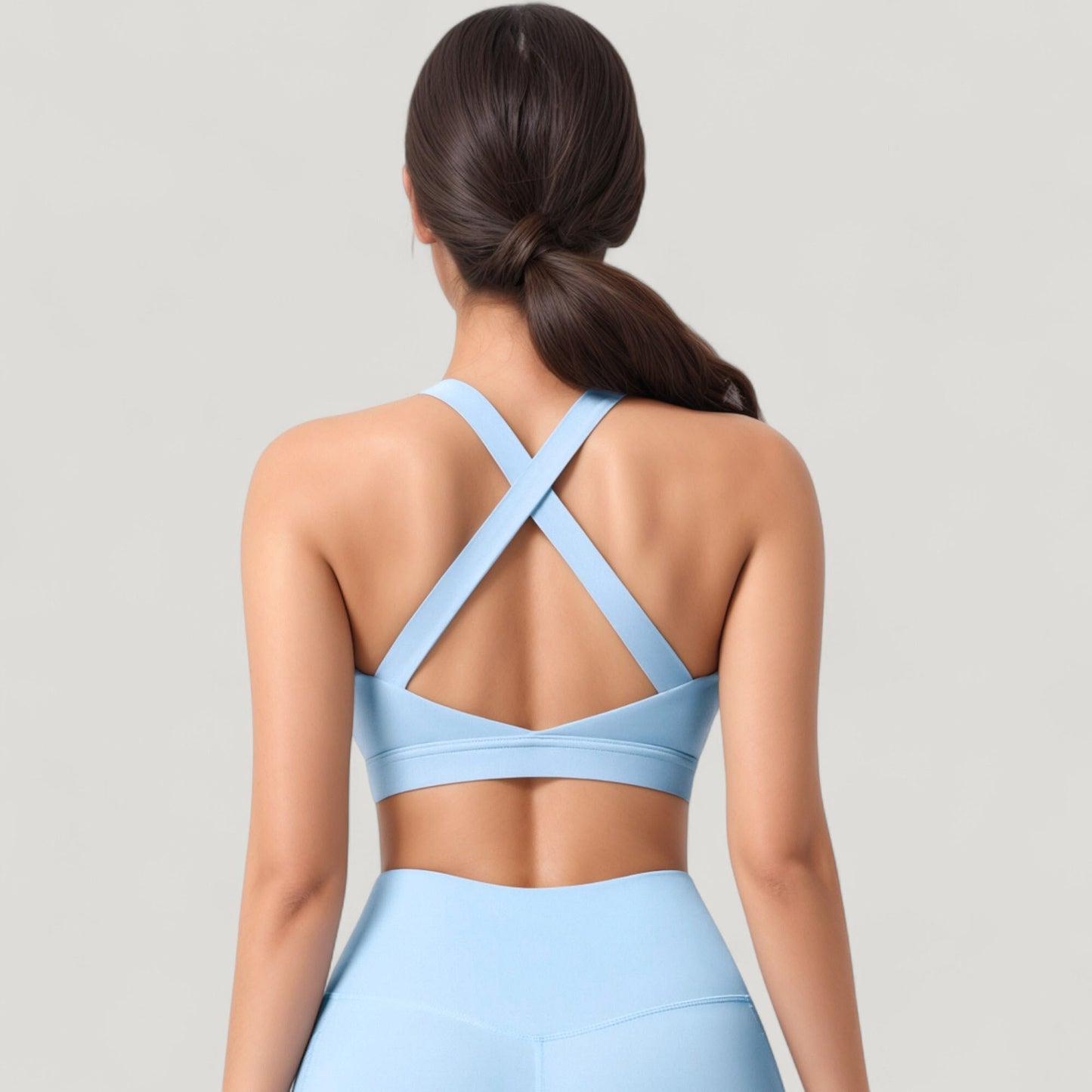 Scoop Neck Seamless Athletic Crop Top with Wide Shoulder Straps