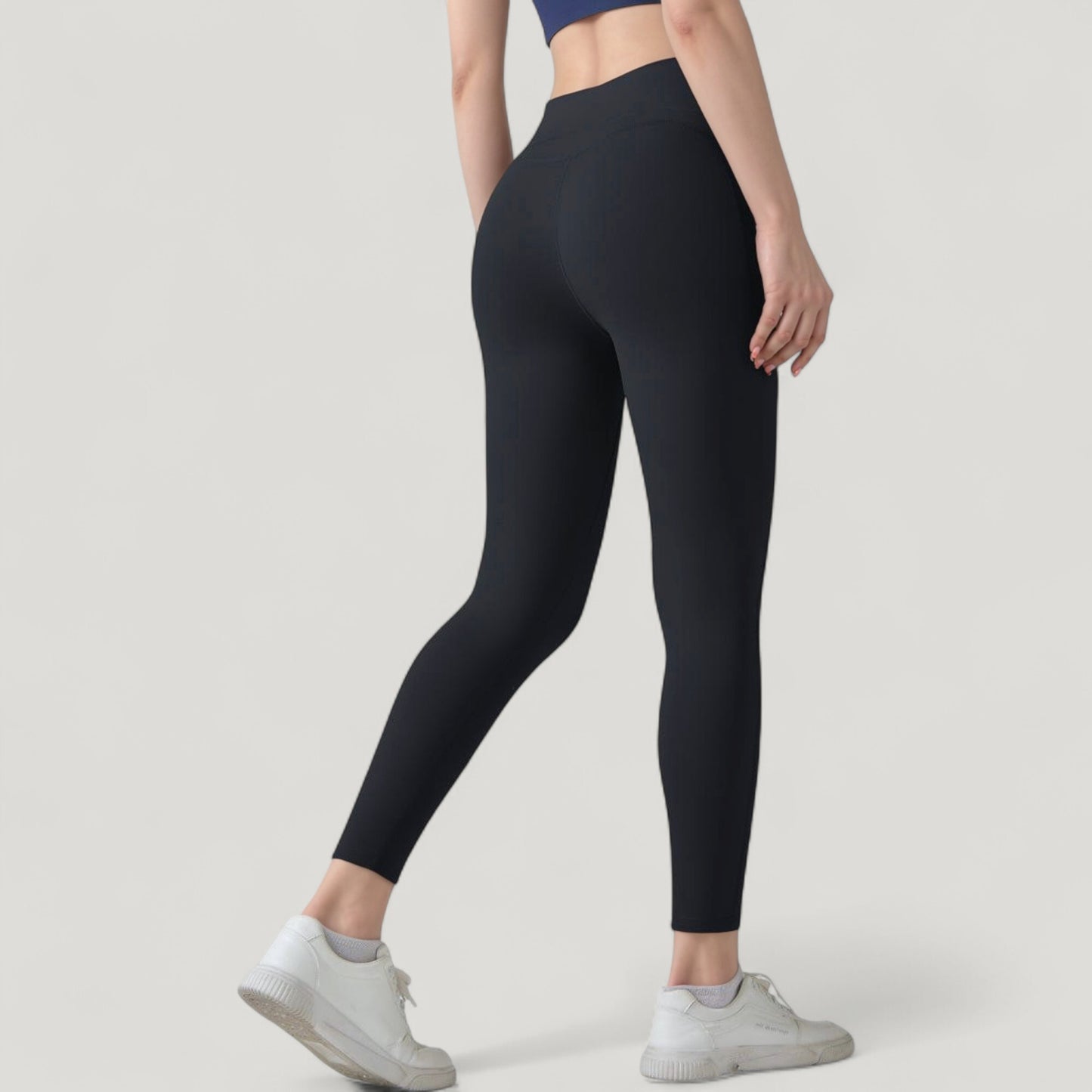 High Waist Leggings with Side Pockets and Seamless Fitted Design for Active and Casual Wear