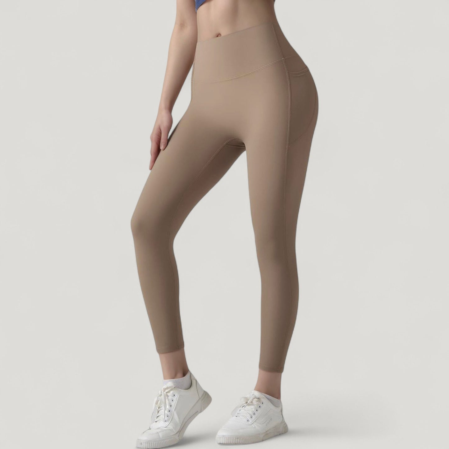 High Waist Leggings with Side Pockets and Seamless Fitted Design for Active and Casual Wear