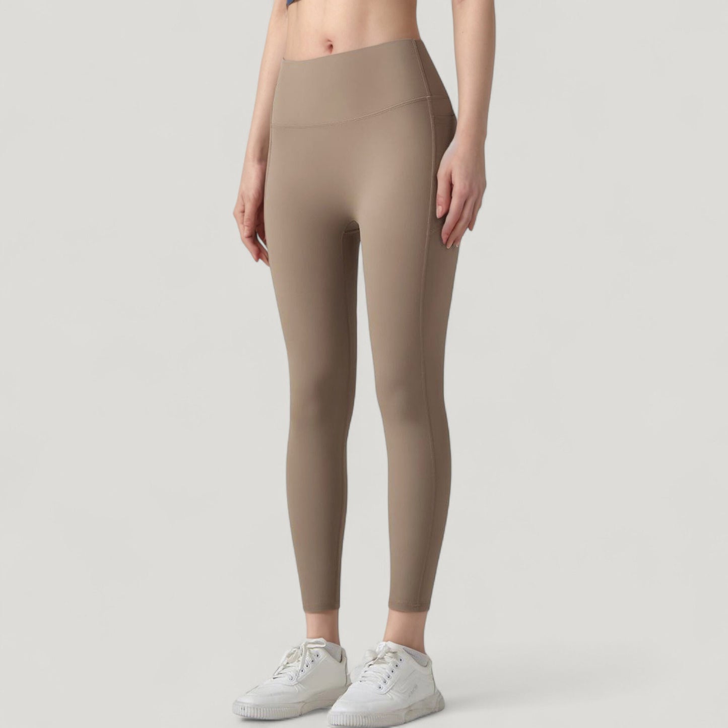 High Waist Leggings with Side Pockets and Seamless Fitted Design for Active and Casual Wear