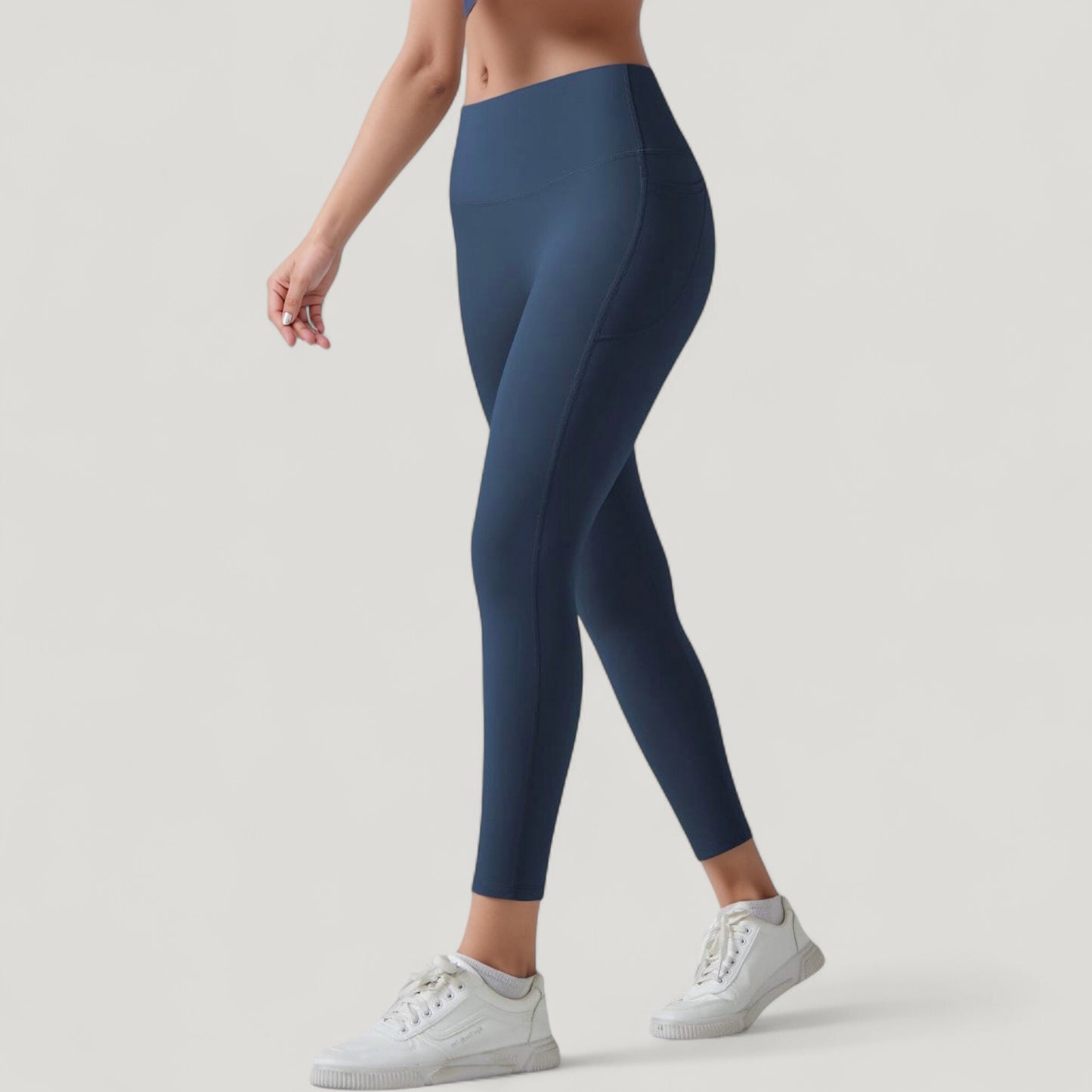 High Waist Leggings with Side Pockets and Seamless Fitted Design for Active and Casual Wear