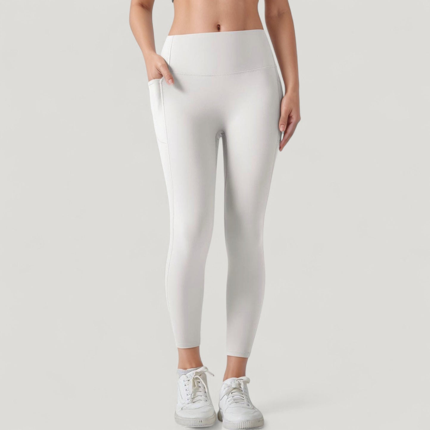 High Waist Leggings with Side Pockets and Seamless Fitted Design for Active and Casual Wear