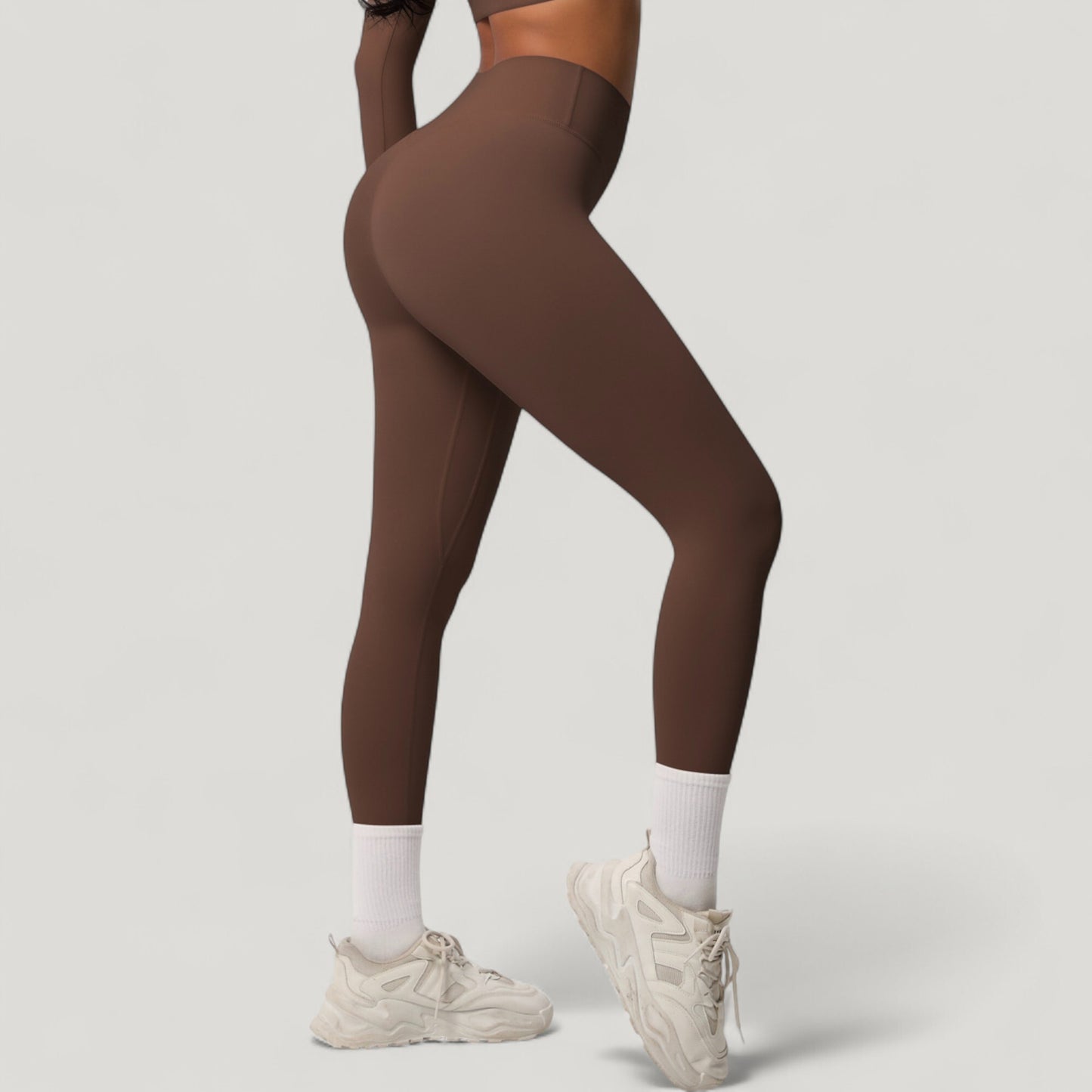 High Waist Leggings with Side Pockets and Seamless Stretch Fabric for Active and Everyday Wear