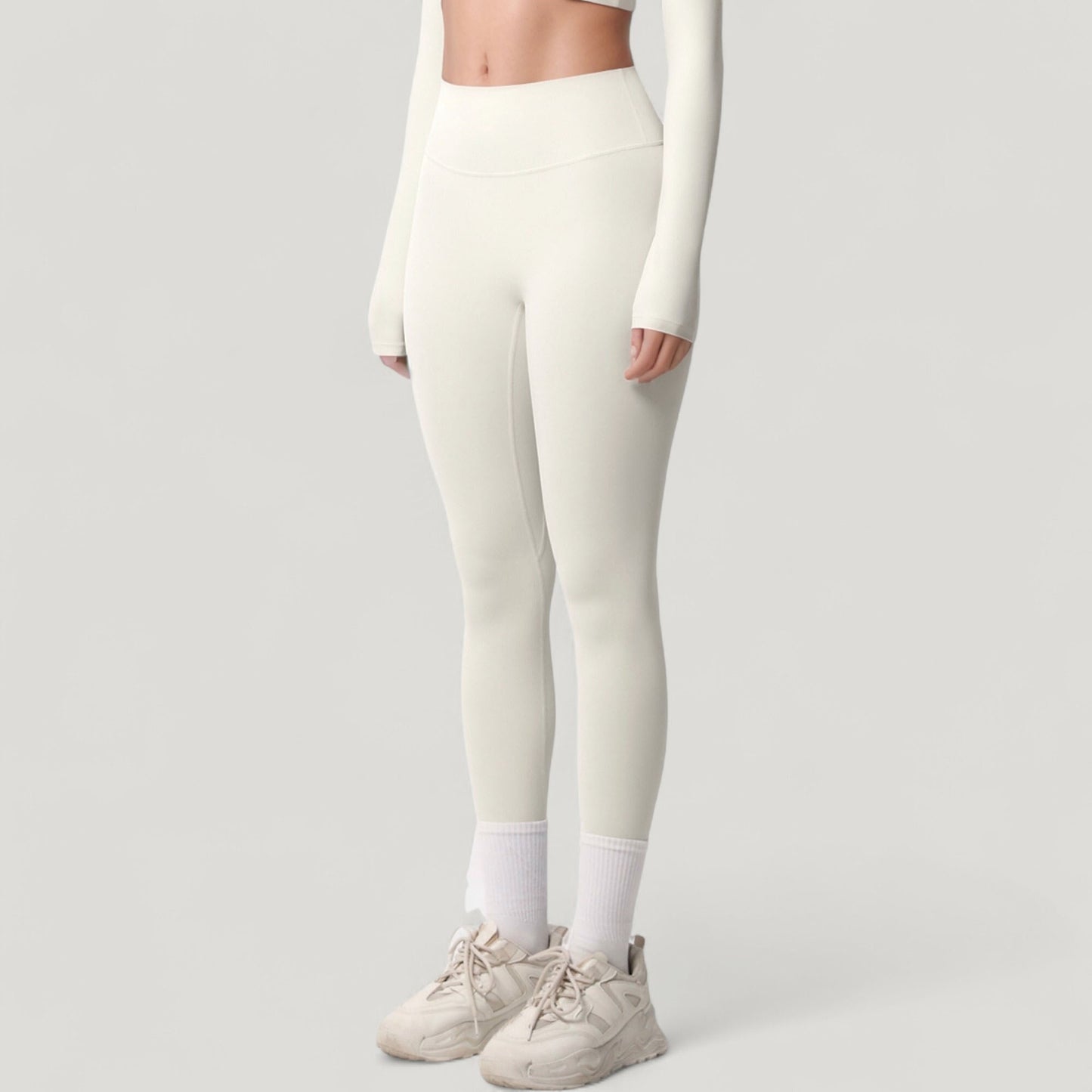 High Waist Leggings with Side Pockets and Seamless Stretch Fabric for Active and Everyday Wear