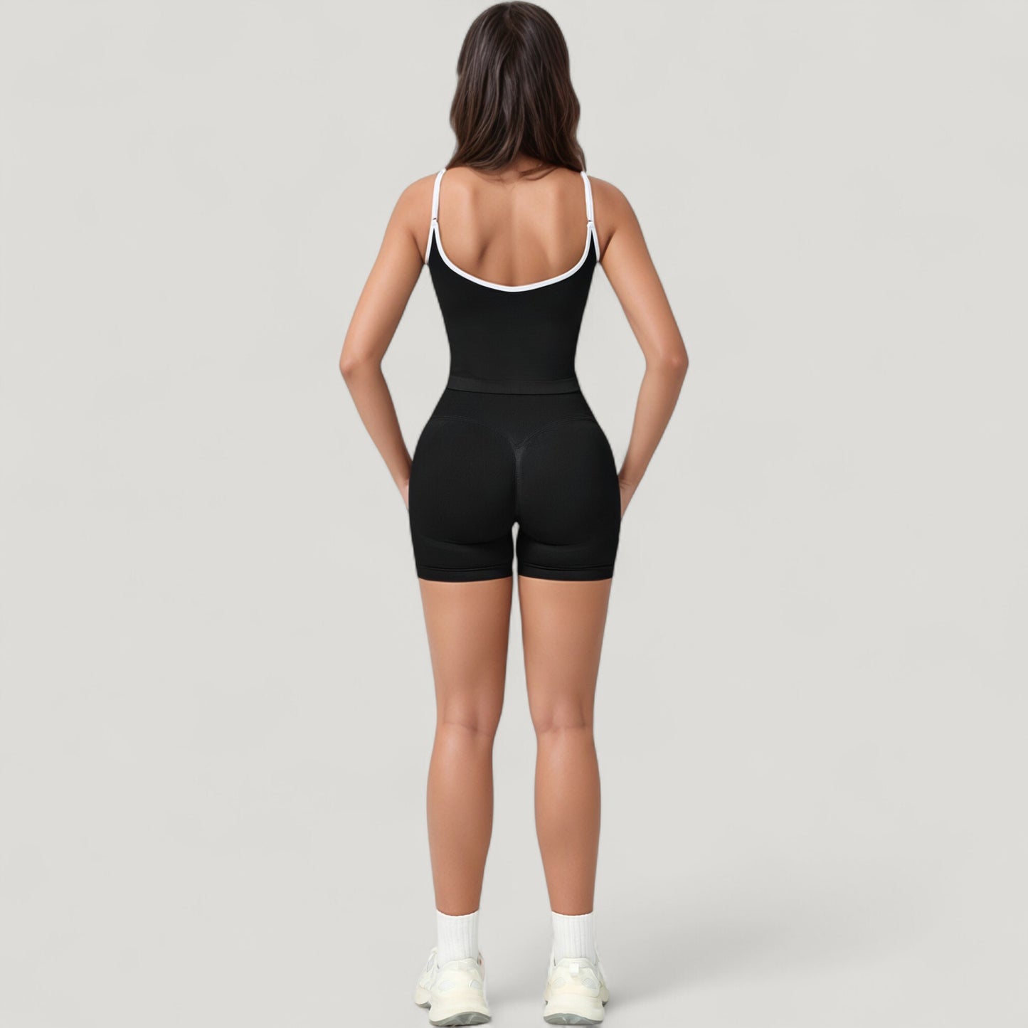 Seamless Activewear Tank Top with Adjustable Spaghetti Straps and Fitted Contour Design