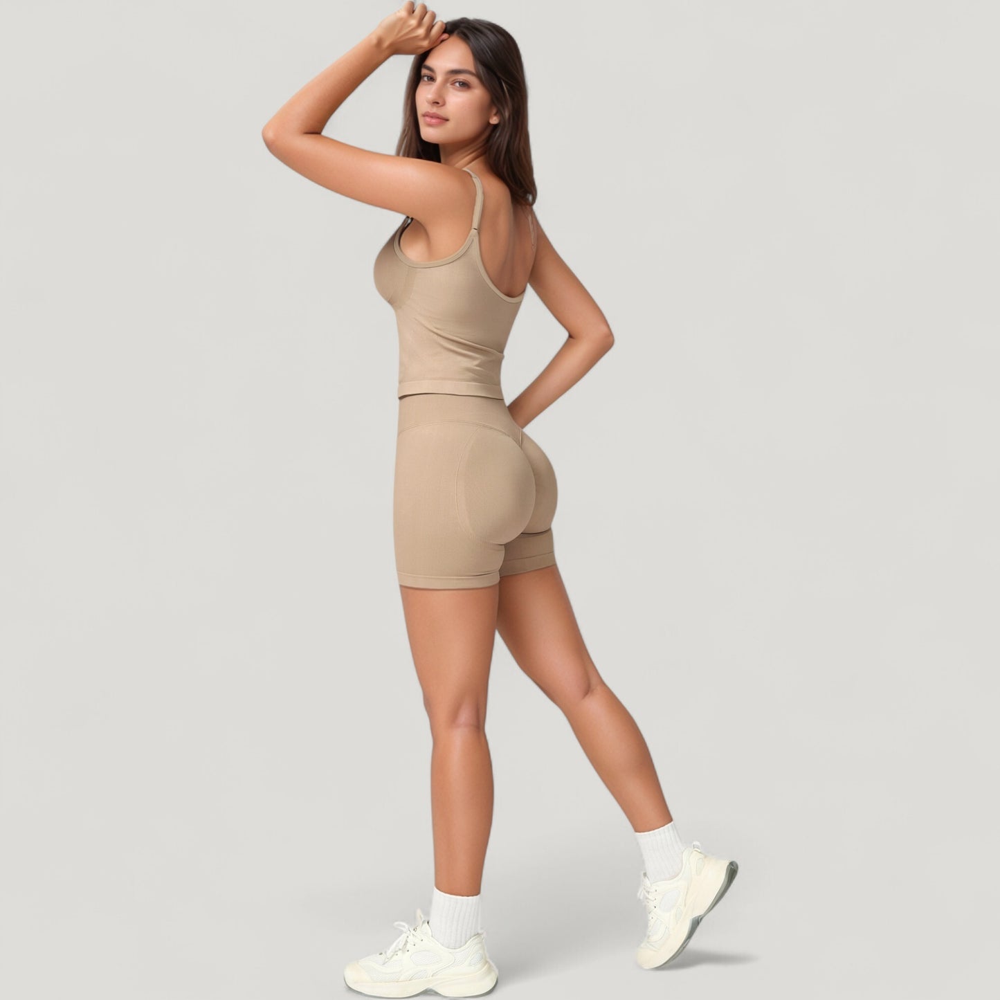 Seamless Activewear Tank Top with Adjustable Spaghetti Straps and Fitted Contour Design