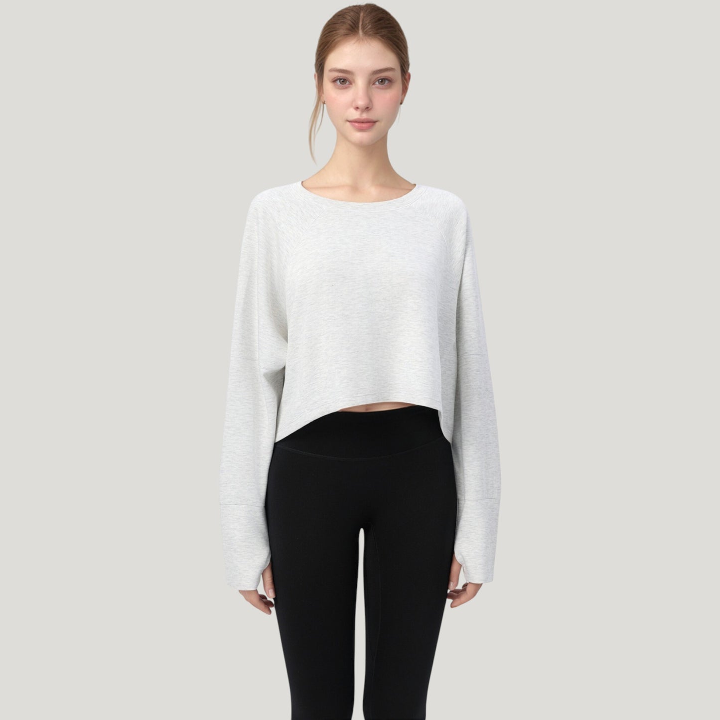 Cropped Long Sleeve Active Top with Relaxed Fit and Crew Neck