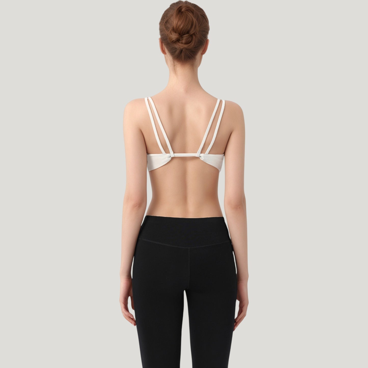 Scoop Neck Sports Bra with Wide Straps and Seamless Design