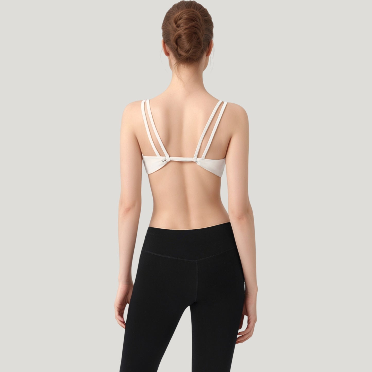 Scoop Neck Sports Bra with Wide Straps and Seamless Design