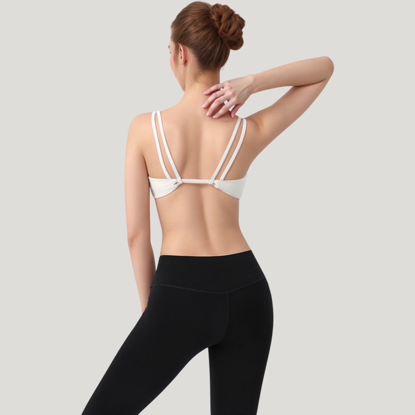Scoop Neck Sports Bra with Wide Straps and Seamless Design