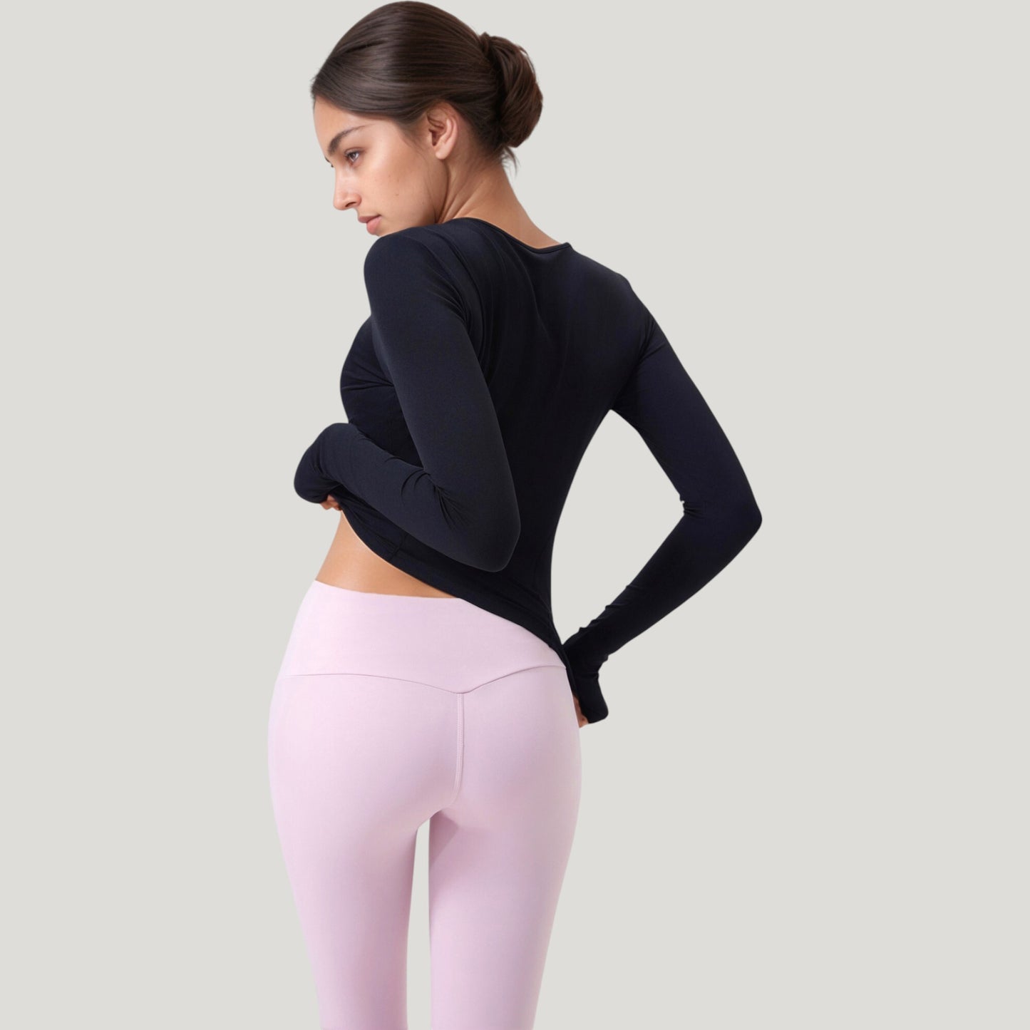 Long Sleeve Fitted Activewear Top with Crew Neck and Thumbhole Cuffs