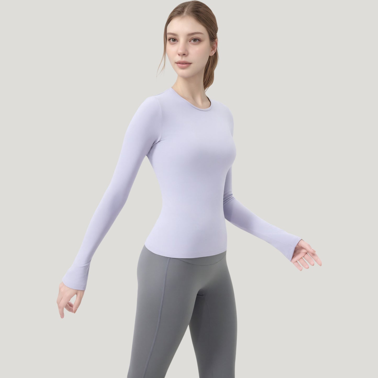 Long Sleeve Fitted Activewear Top with Crew Neck and Thumbhole Cuffs