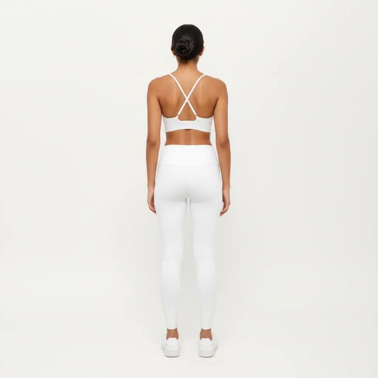 Crisscross Back Sports Bra with Adjustable Straps Stretch Support Athletic Workout Bra