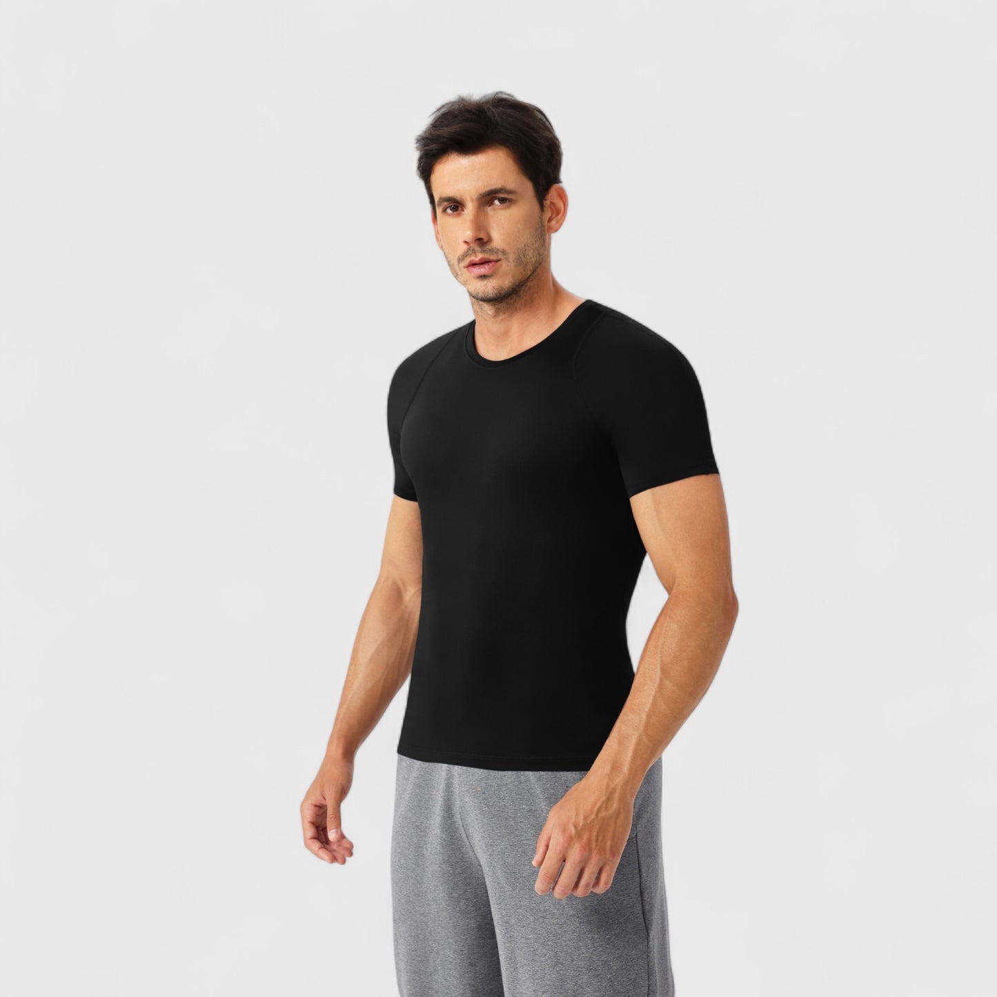 Men's Fitted Short Sleeve Performance T-Shirt with Stretch Fabric and Moisture-Wicking Comfort